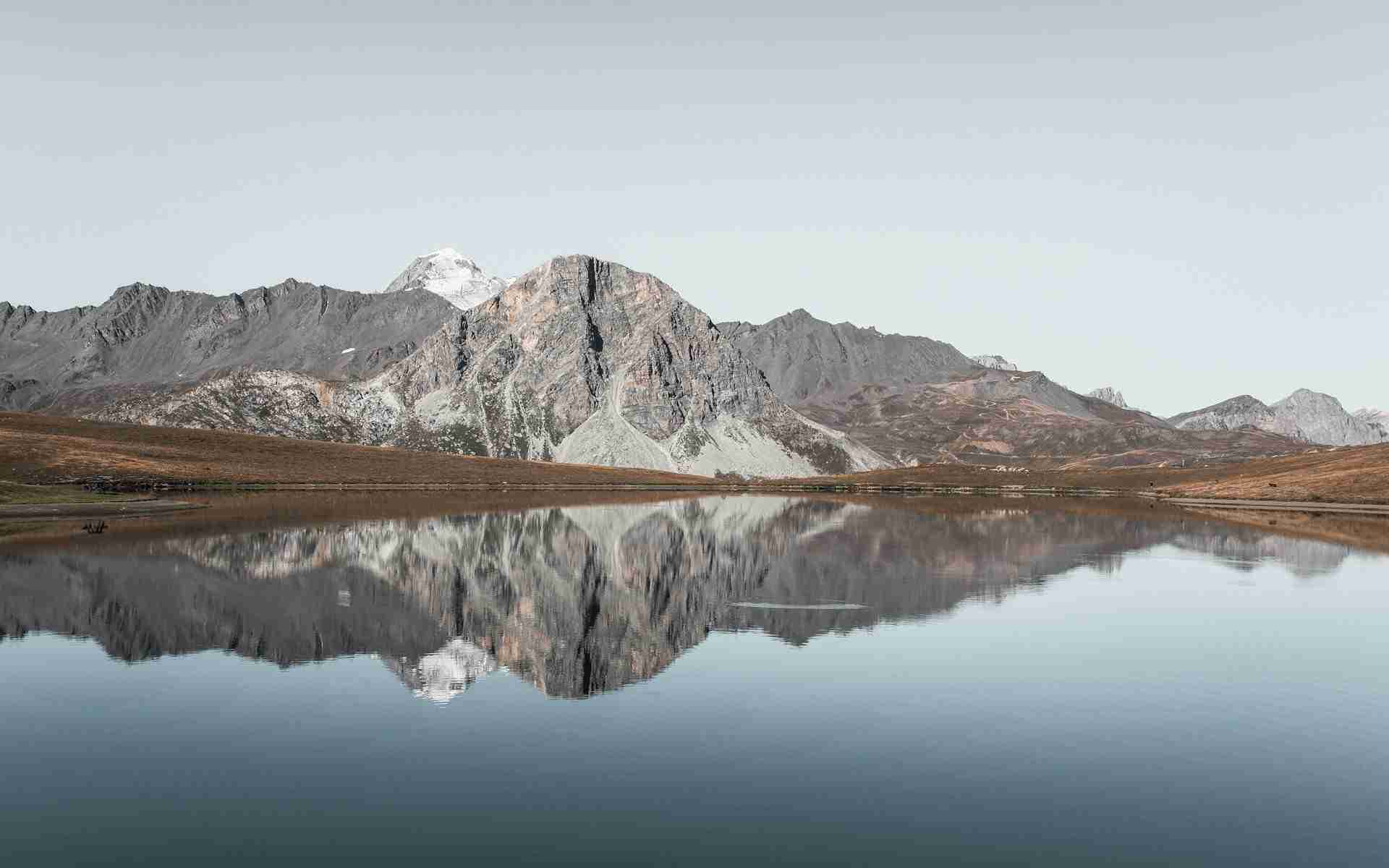 Lac de l’Ouillette by Yann Allegre