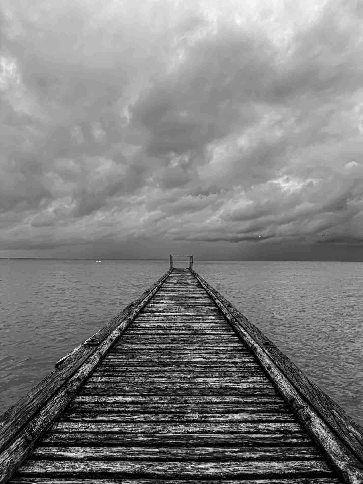 Grandcamp-Maisy Pier Point by Alf Redo