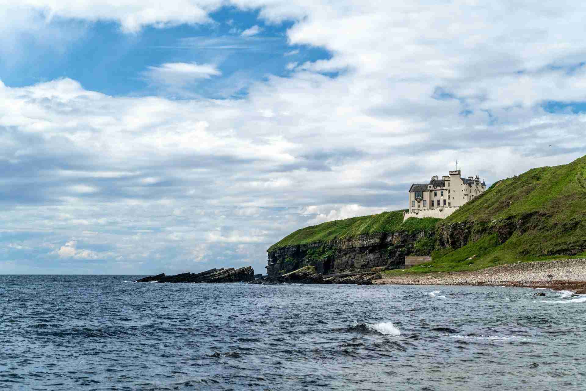 Dunbeath Castle by Colin Horn