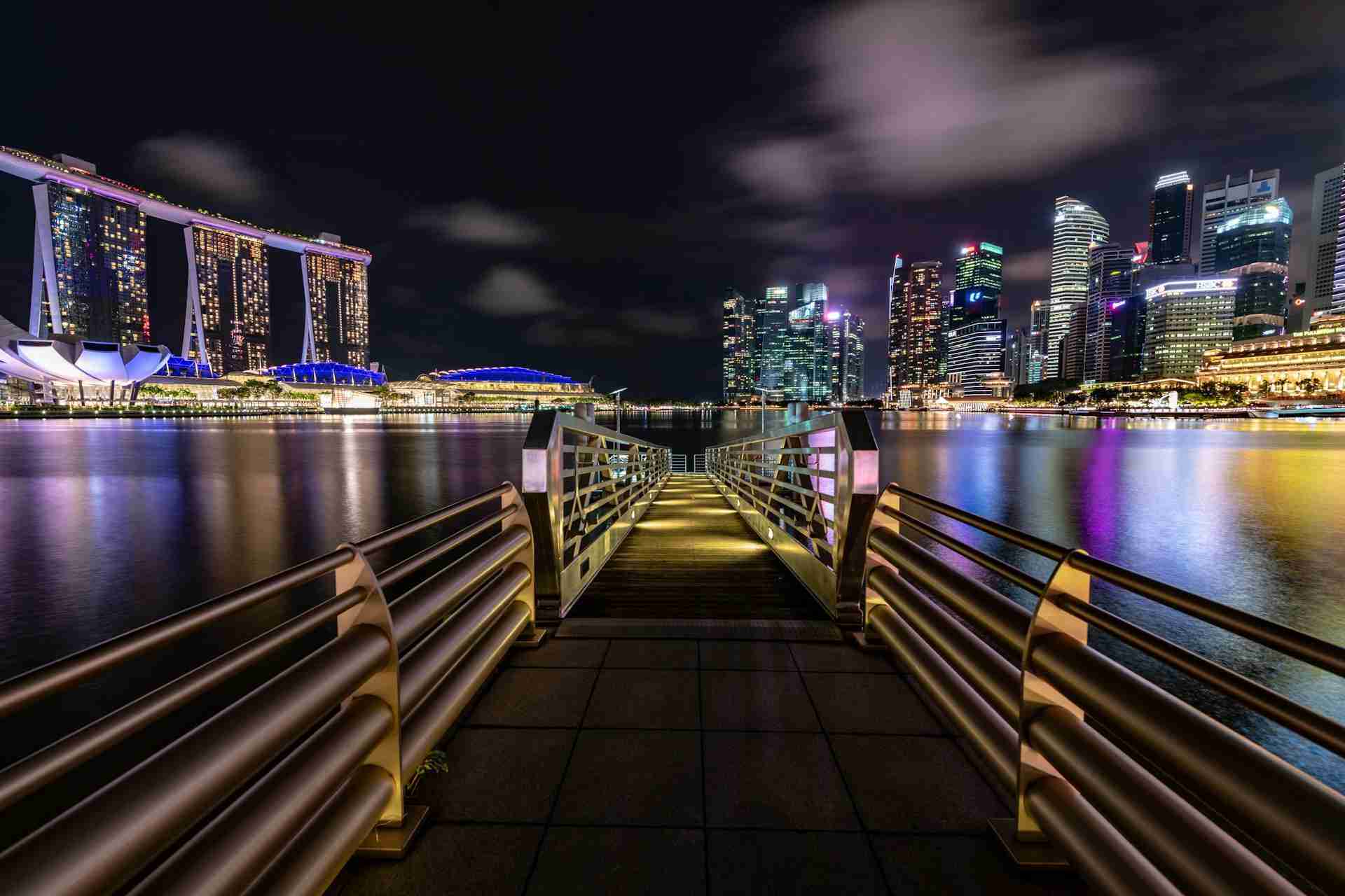 Esplanade Jetty and the Waterfront Promenade by Stuart Breckenridge