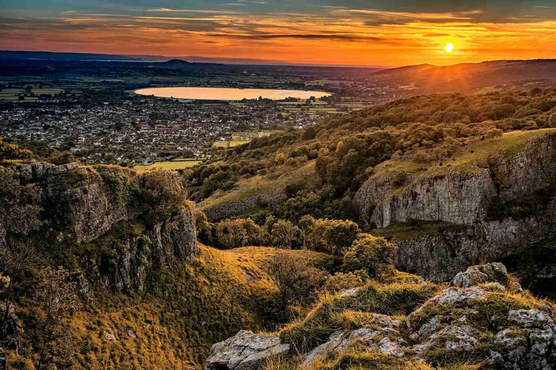 Cheddar Gorge by ian kelsall