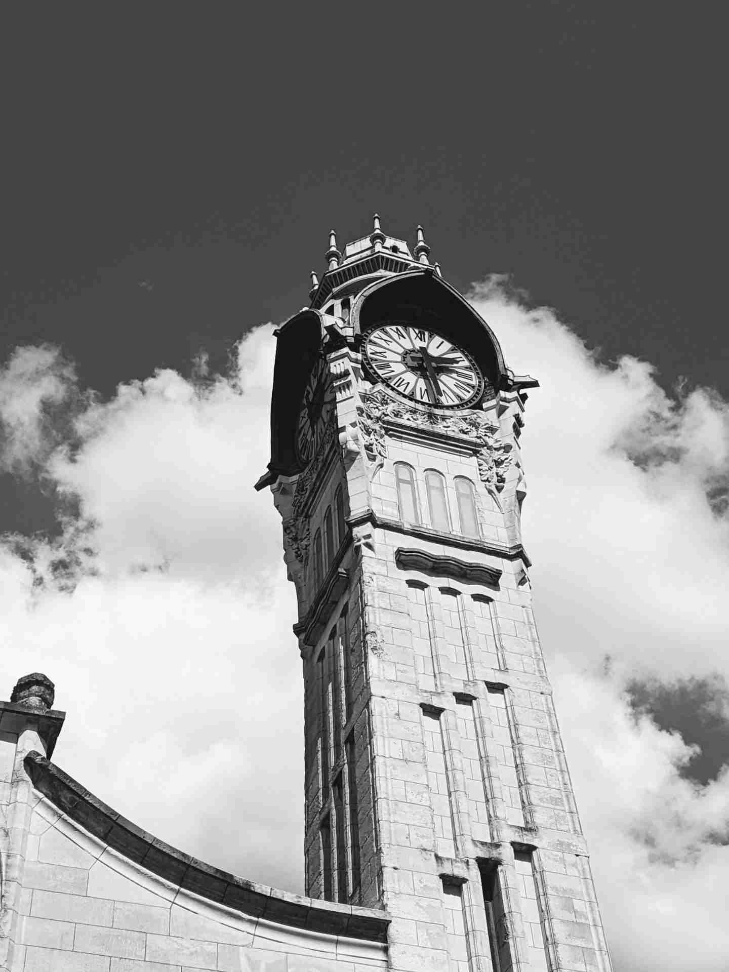 Rouen-Rive-Droite Train Station by Gabriele Lancione