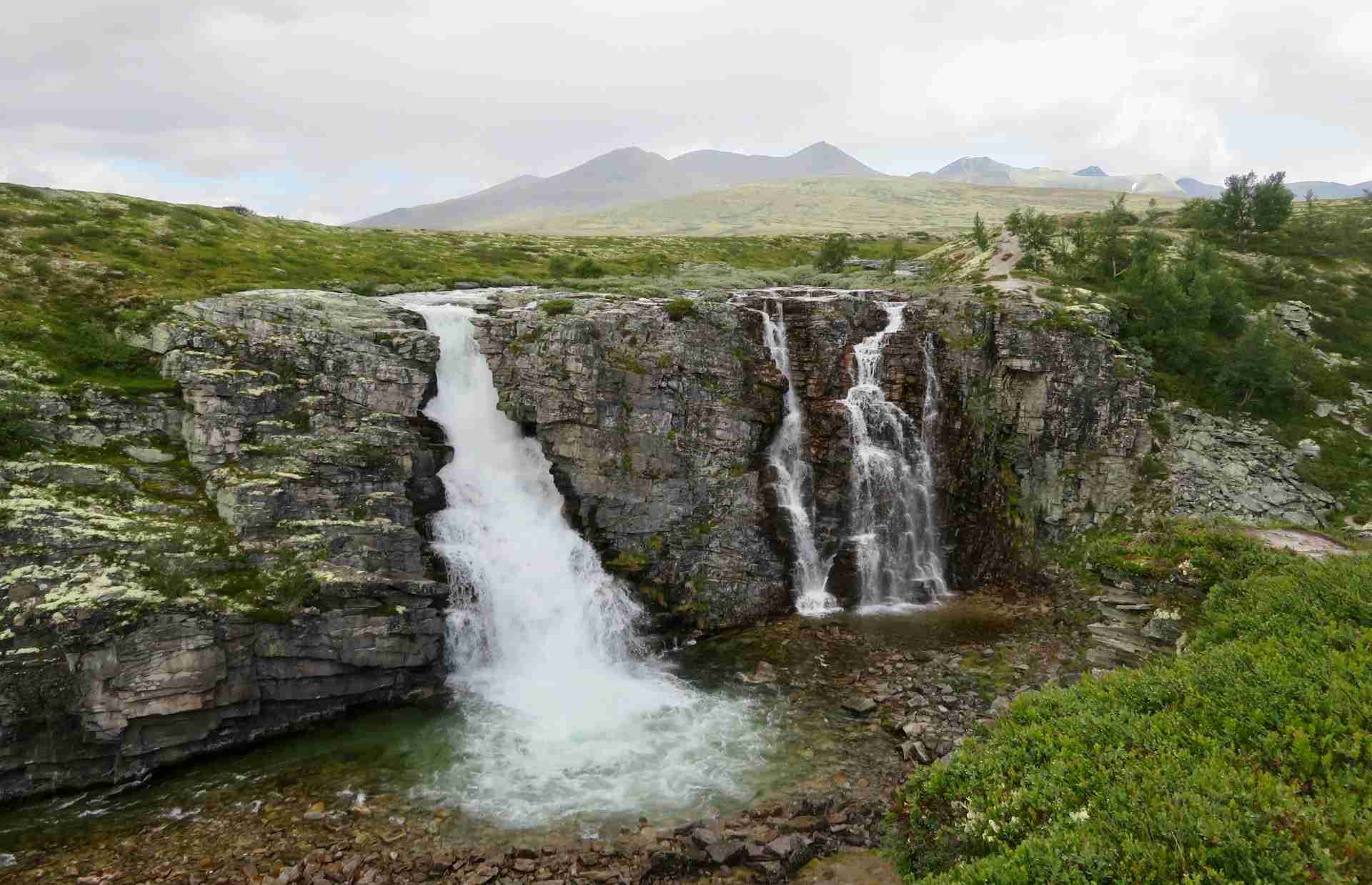 Storulfossen by Kato Bergli