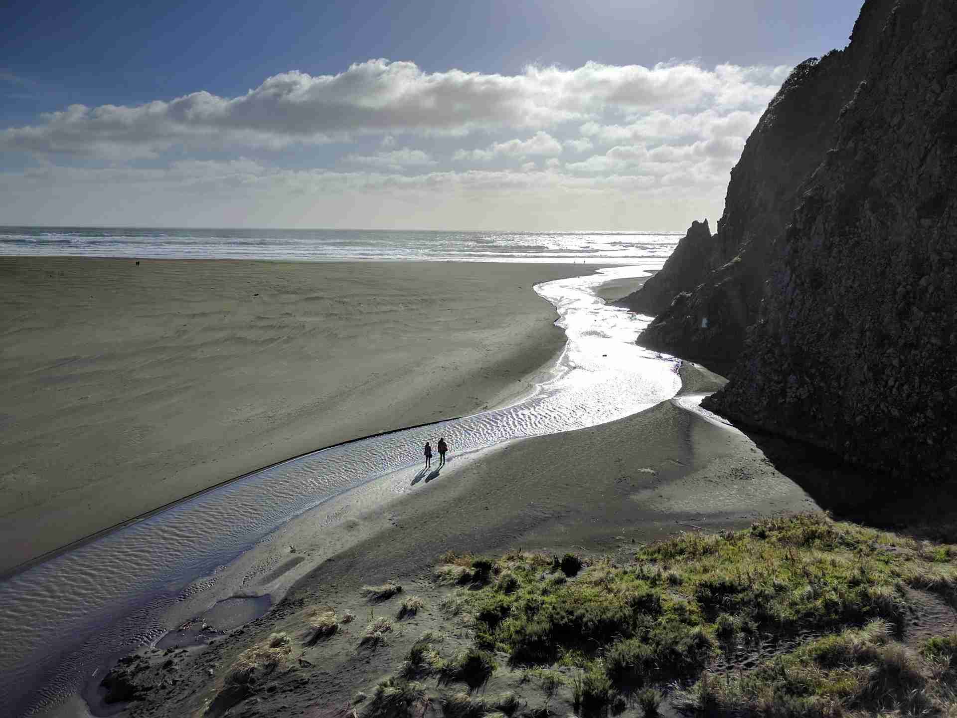 Karekare Beach by Tyler Lastovich