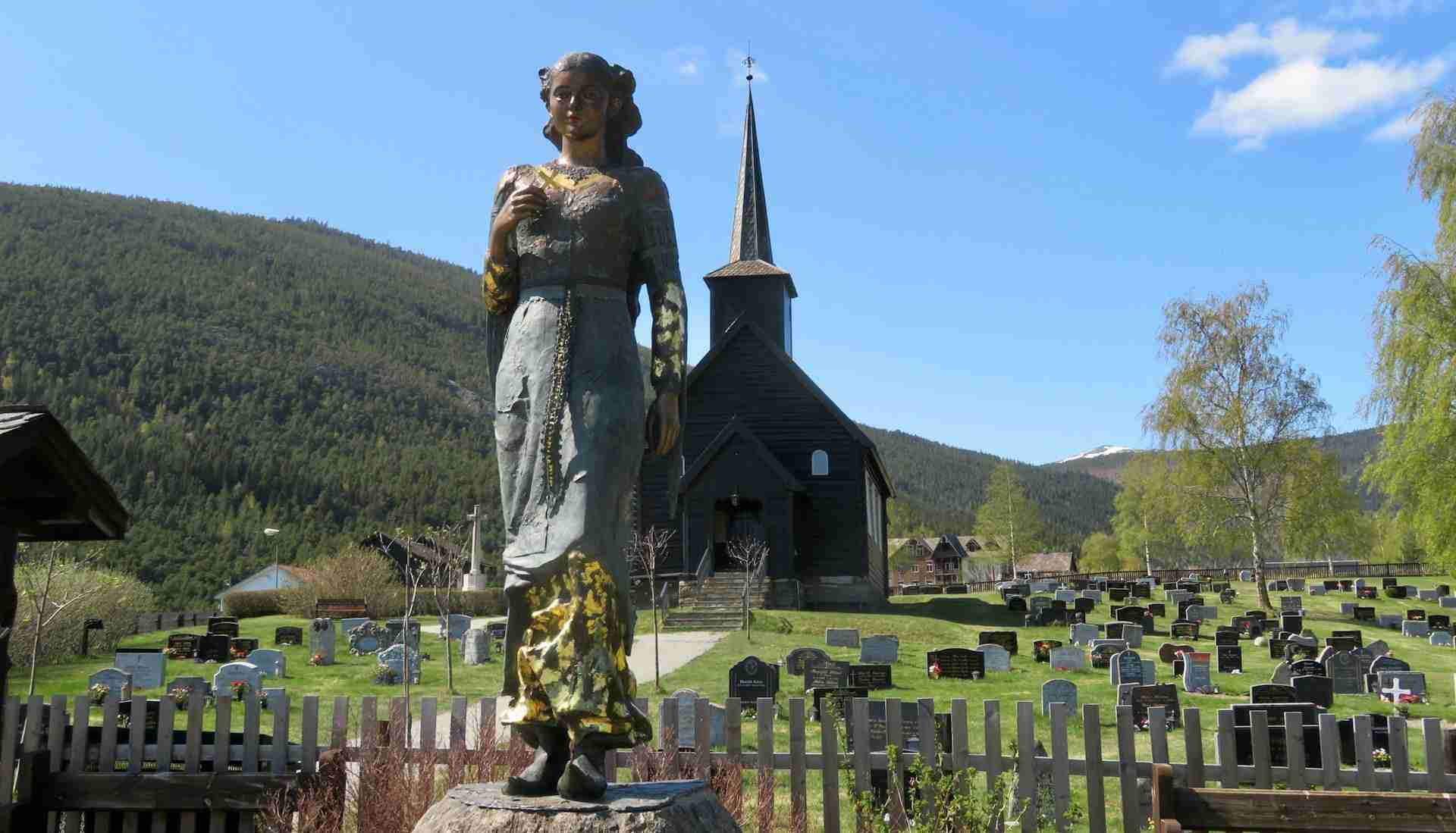 Nord-Sel kyrkje by Kato Bergli