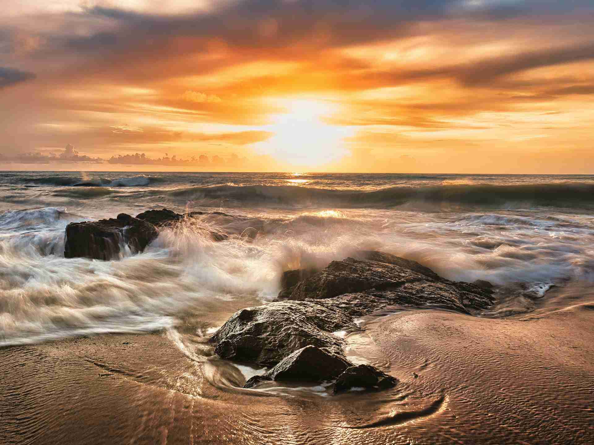 Bang Sak Beach by set.sj