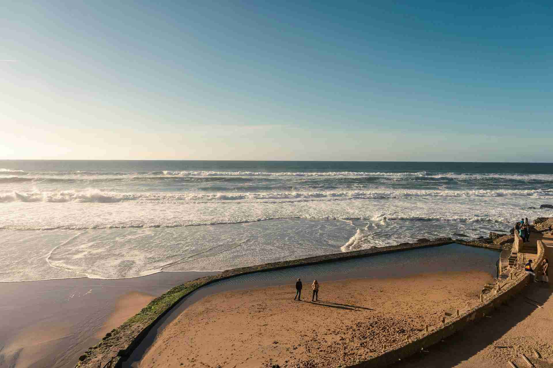 Praia das Azenhas do Mar by Eduardo Drapier