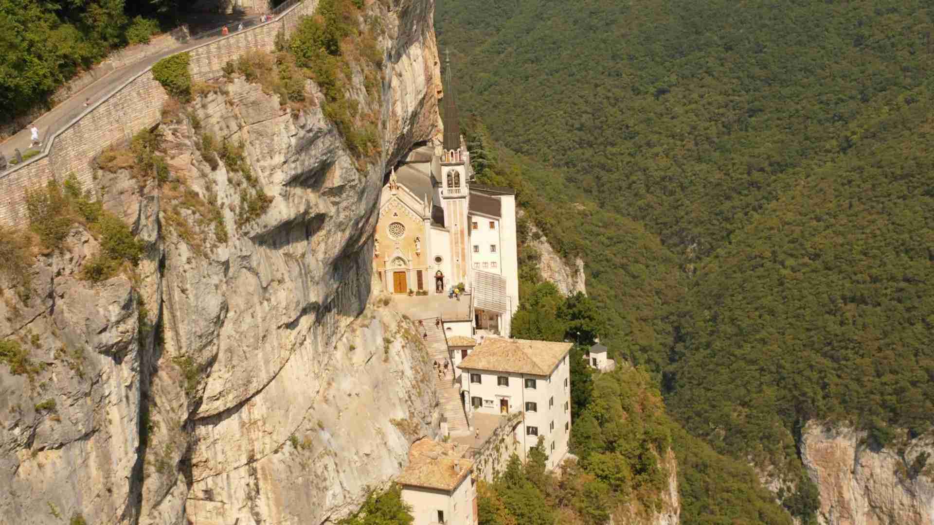 Santuario Madonna della Corona by Jan Jobczyk