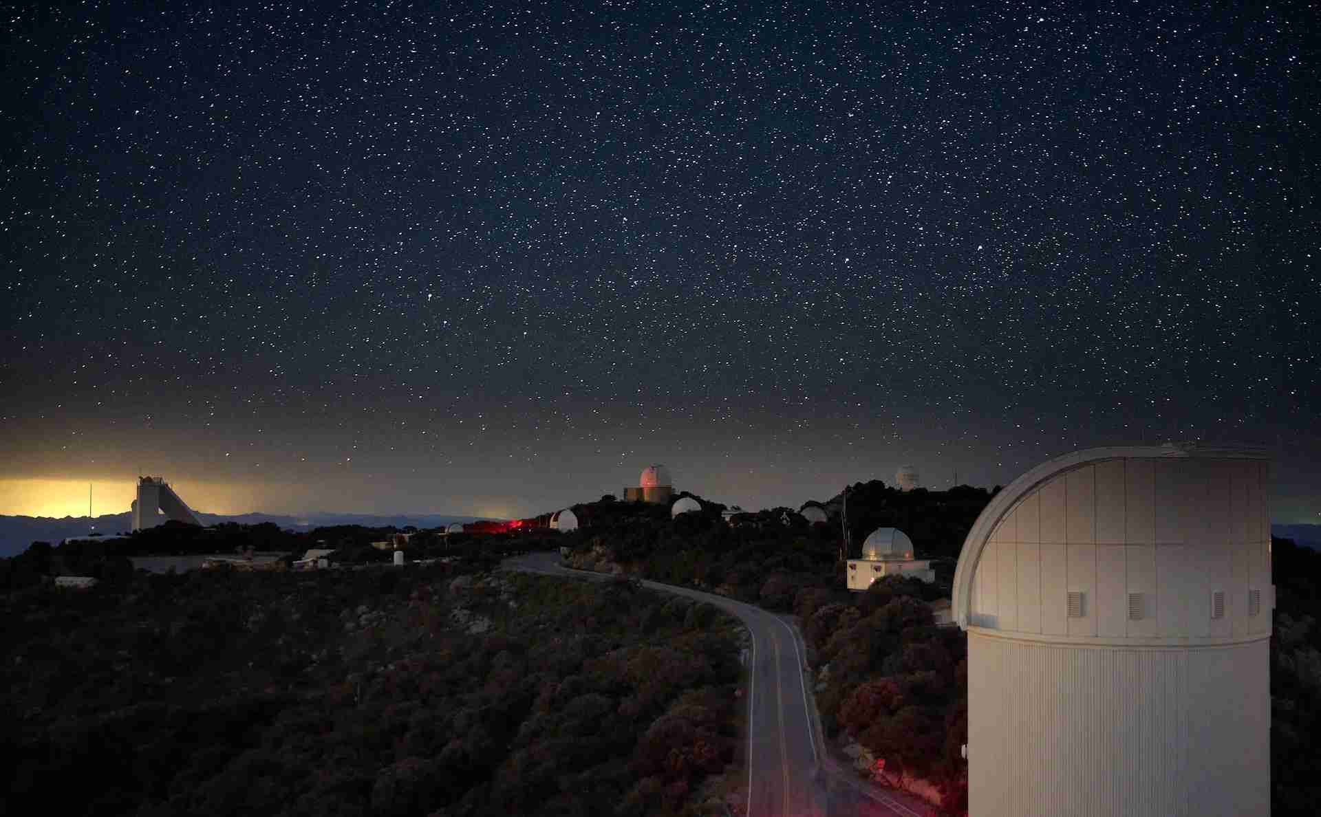 Kitt Peak National Observatory by Ruoyu Li