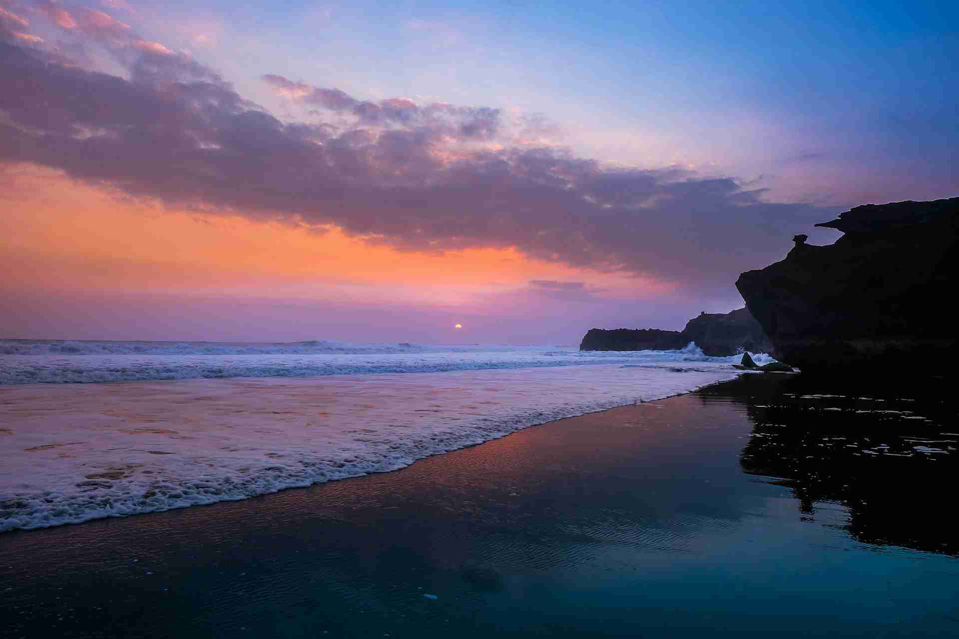 Pantai Kelating by Eyestetix Studio