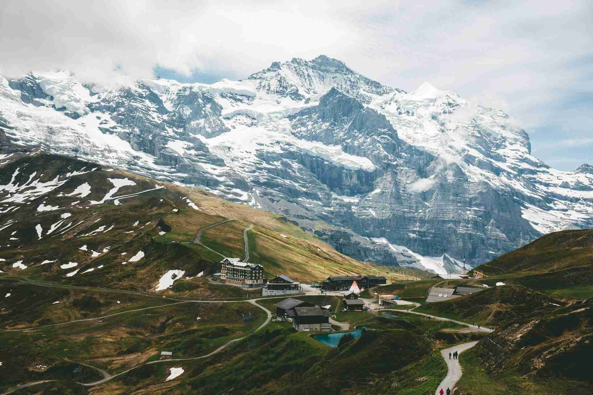 Kleine Scheidegg by Yura Lytkin