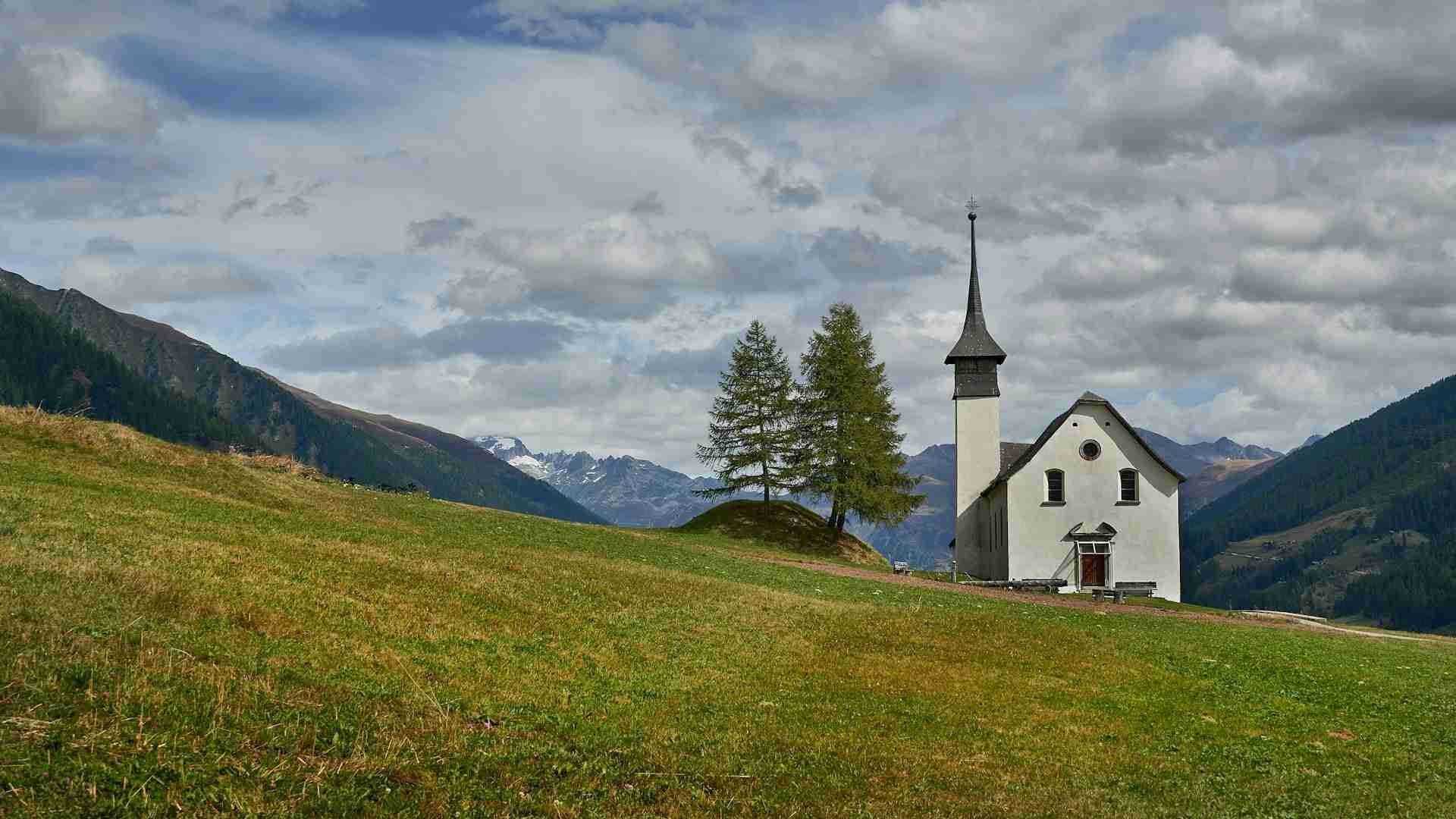 Muttergotteskapelle im Ritzinger Feld by Peter Borter