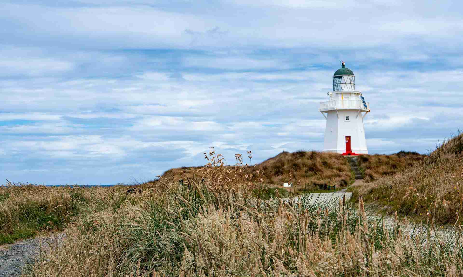 Waipapa Point Lighthouse by Tonia Kraakman
