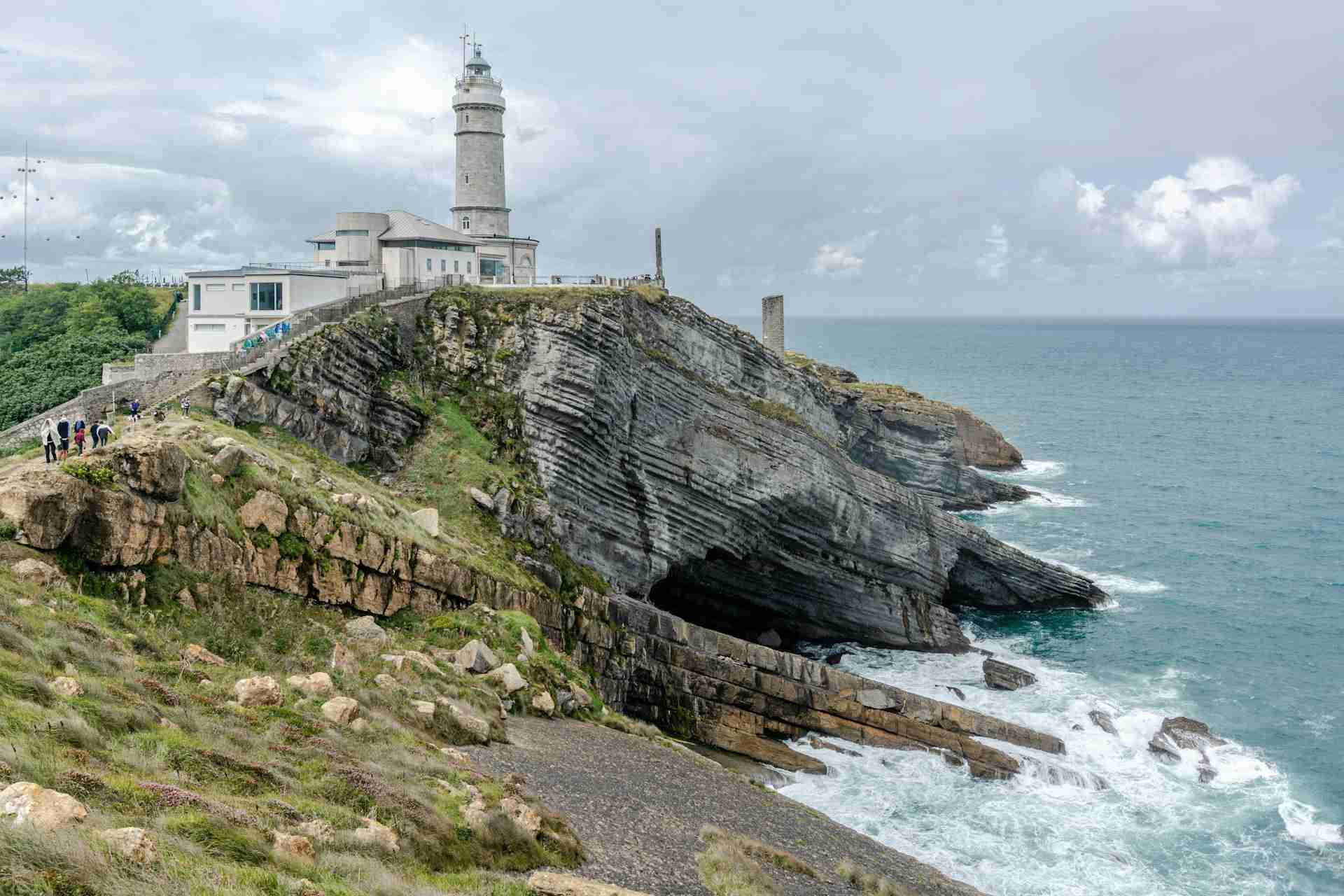 Faro de Cabo Mayor by Eduardo Kenji Amorim