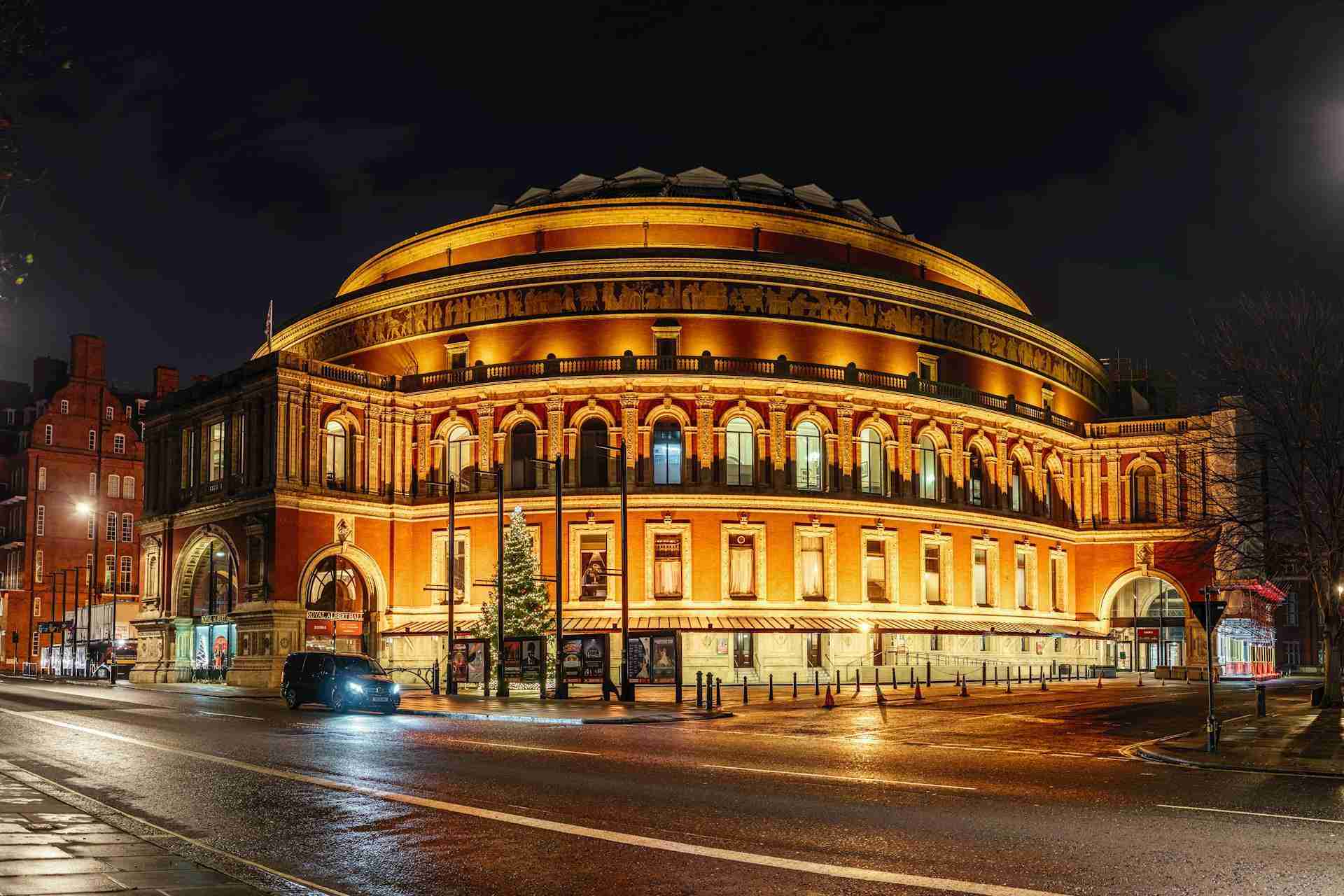 Royal Albert Hall by Igor Sporynin