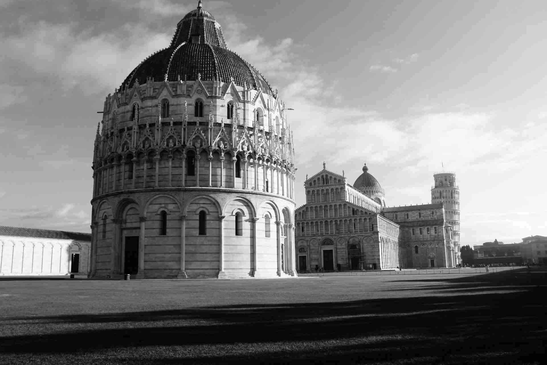 Piazza dei Miracoli by . BaPhotophactory