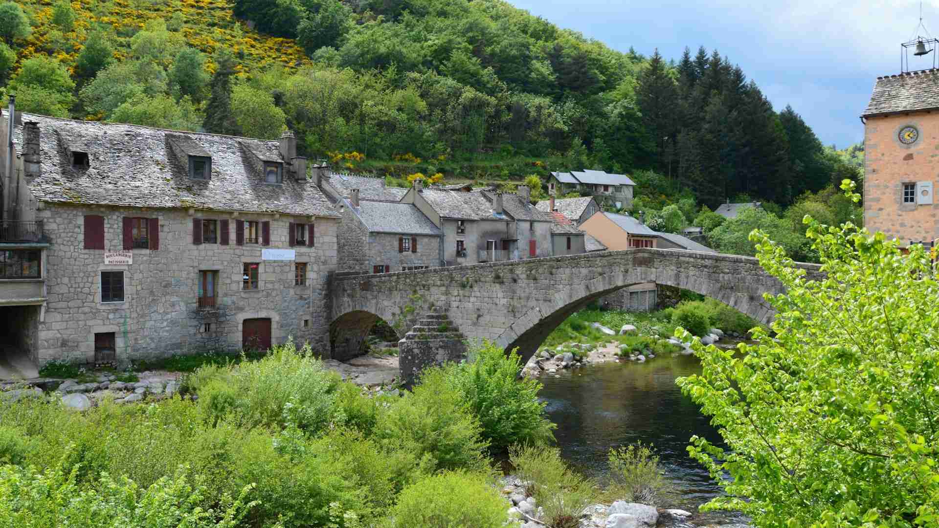 Pont Grand by Slim MARS