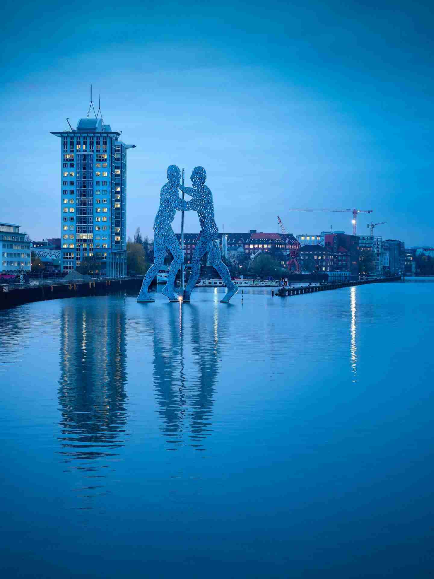 Molecule Man by William Warby