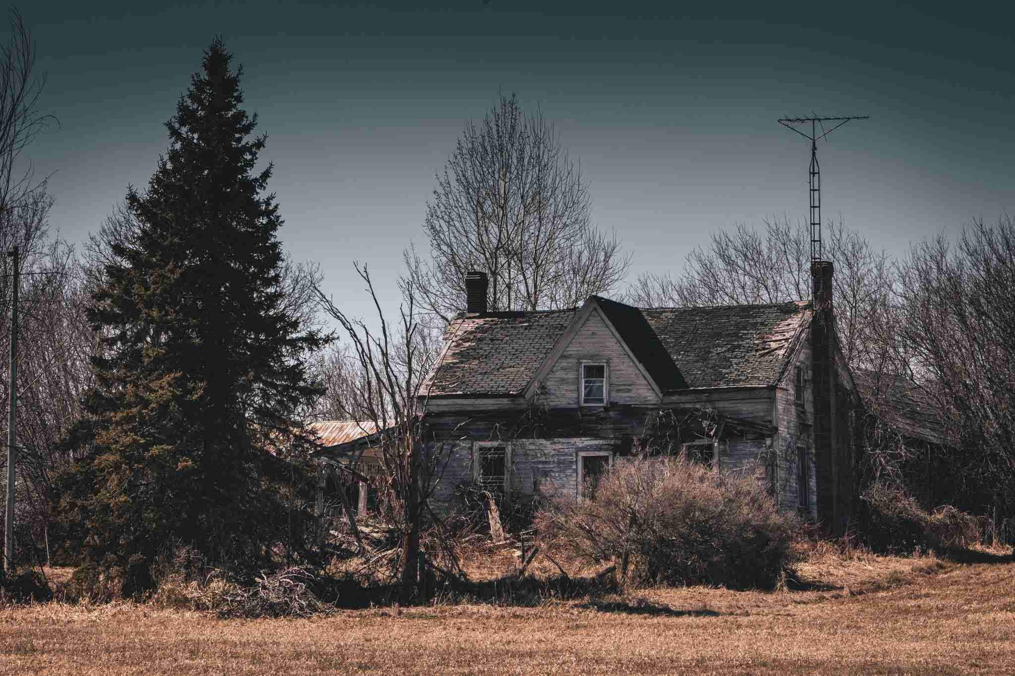Abandoned Farmstead – Photo by Shawn M. Kent