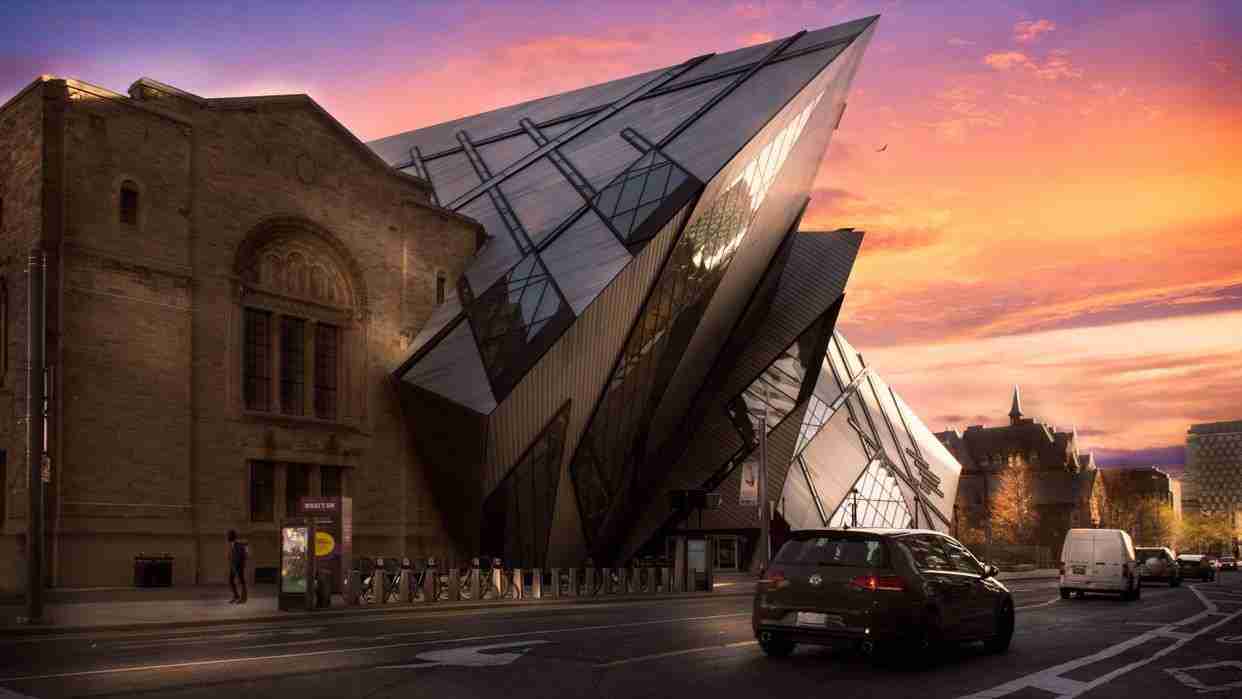 Royal Ontario Museum – Photo by Sayantan Basu