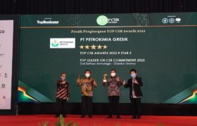 Petrokimia Gresik Raih Bintang Lima TOP CSR Awards 2022