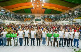 HUT Ke-53 Petrokimia Gresik Peduli dan Berbagi Berkah untuk 530 Abang Becak