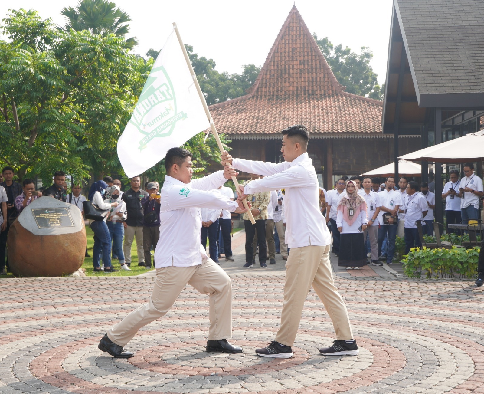 Simbolis Pemberangkatan Taruna Makmur Batch 2 Petrokimia Gresik