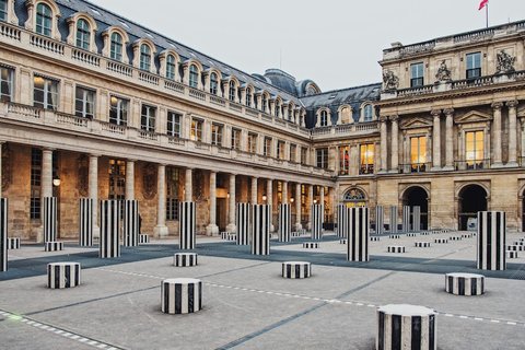 Colonnes de Buren/Les Deux Plateaux