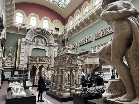 Victoria and Albert Museum