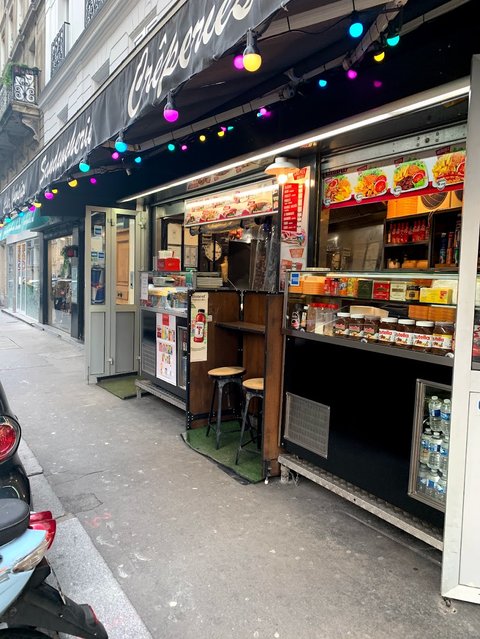 Chez Cleopatre. (Kebab - Burger)