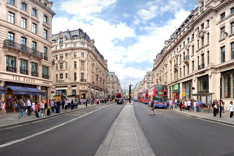 Oxford St