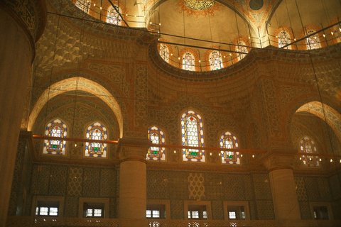 Blue Mosque (Sultanahmet Camii)