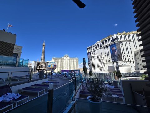 Boulevard Pool