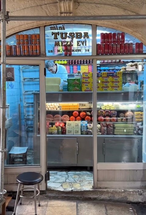 Mini Tuşba Meze Evi