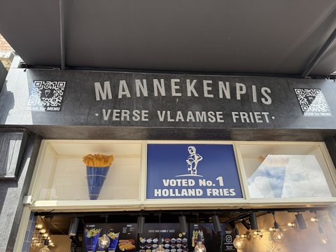 Manneken Pis Damrak