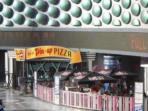 Pin-Up Pizza