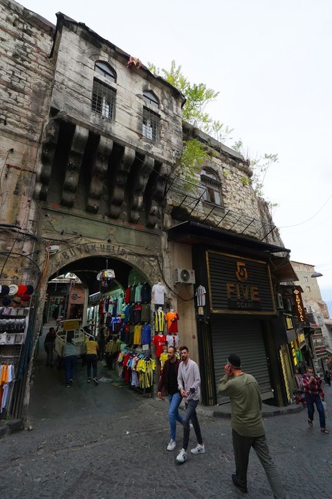 Büyük Valide Han