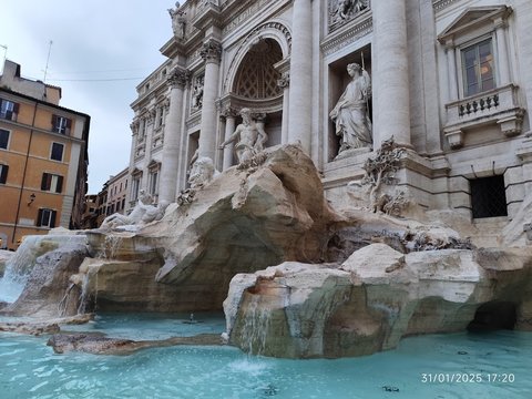 Trevi Fountain