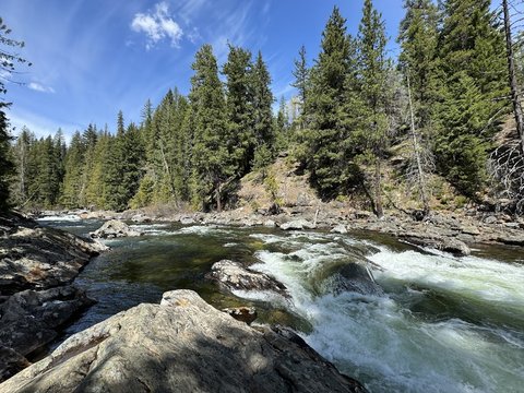 Icicle Gorge Trailhead