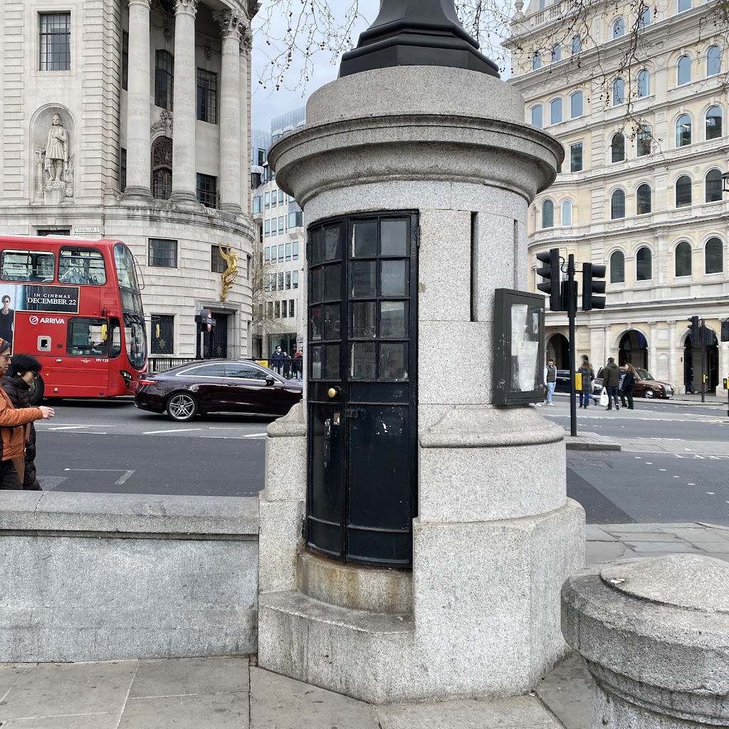 Former Police Box (Lamp)