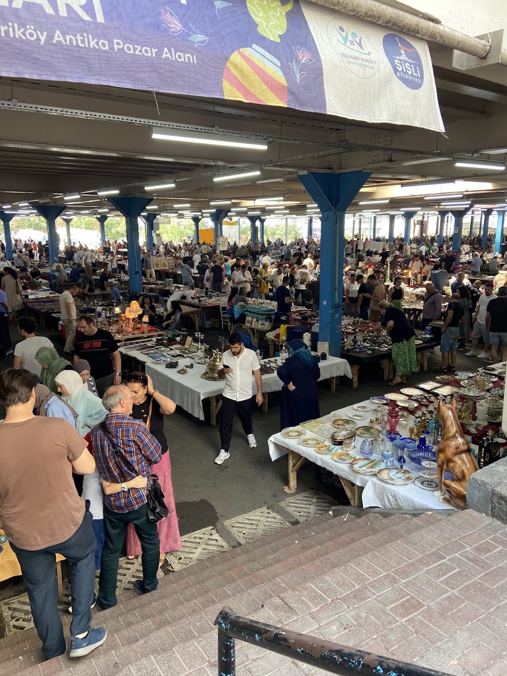 Feriköy Antika Pazarı