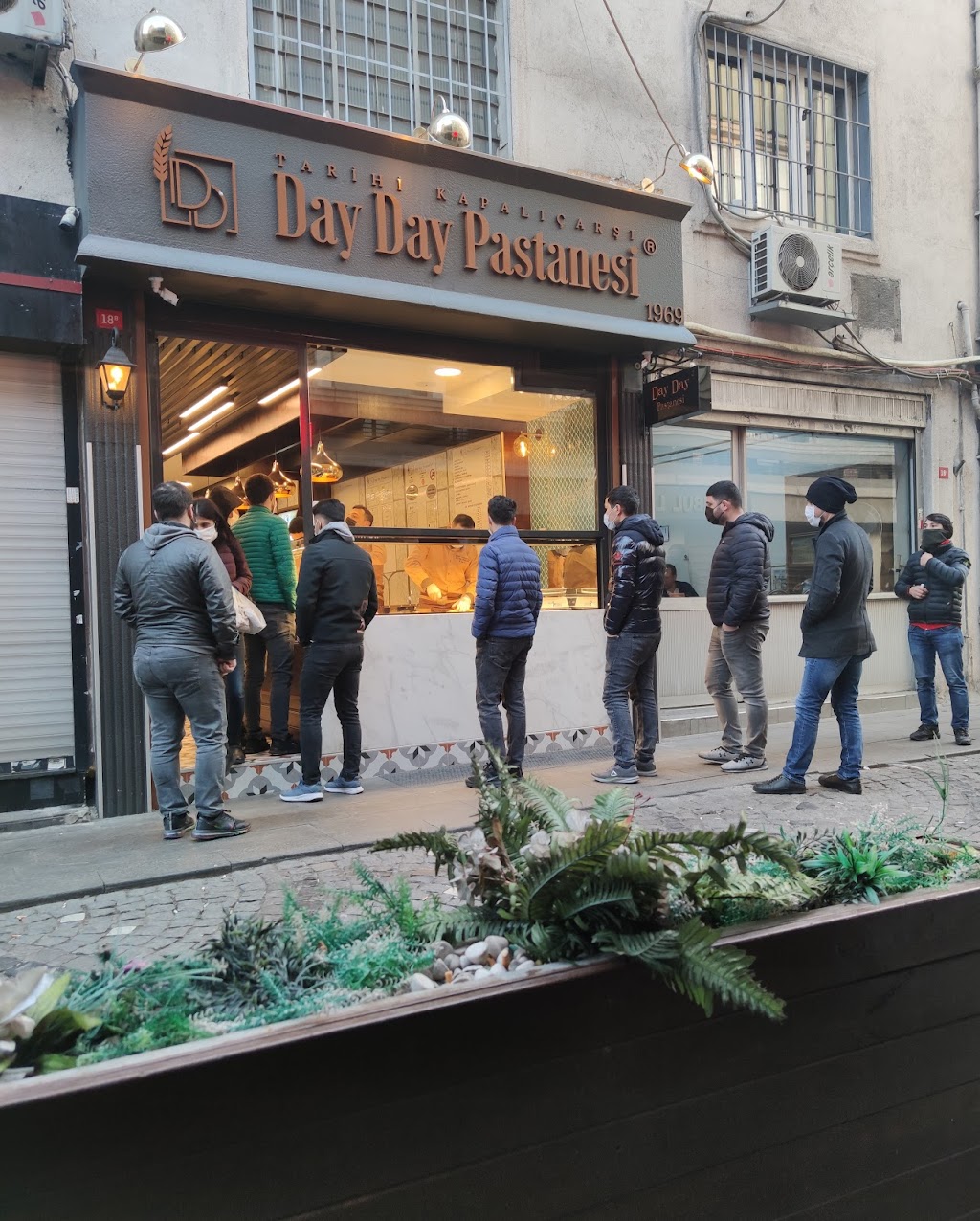 Historic Grand Bazaar Day Day Patisserie