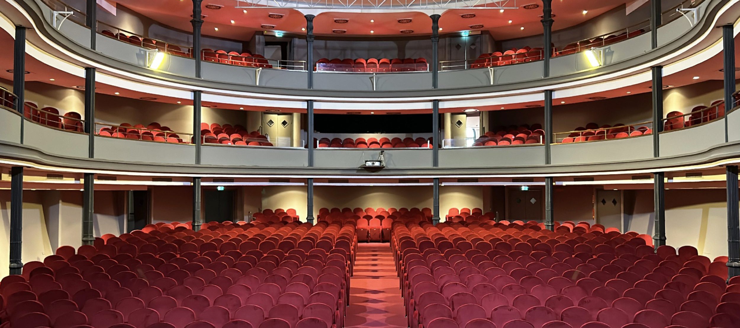 Immagine di copertina per Ambra Jovinelli