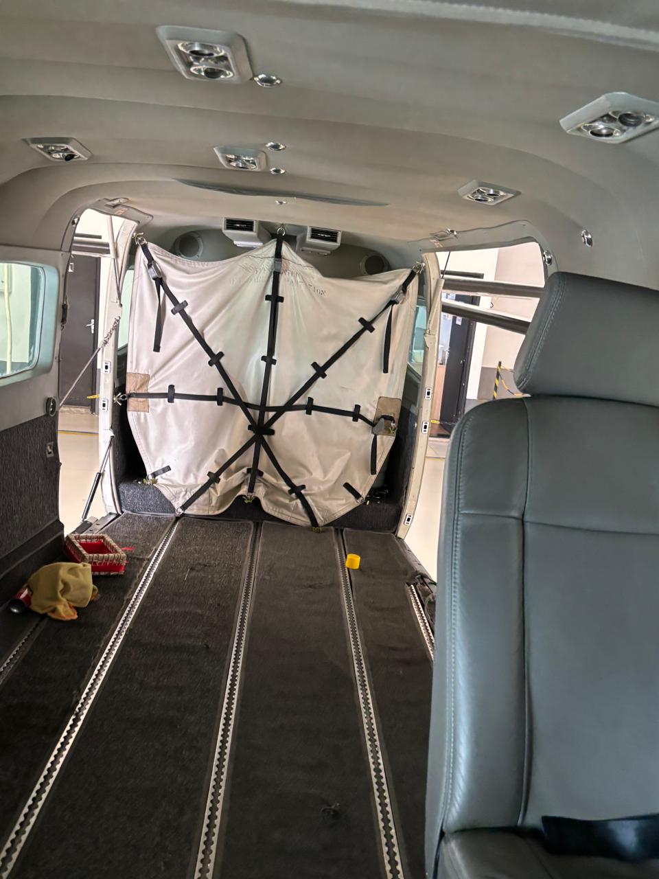 1998 Cessna C-208B Grand Caravan, photo 5