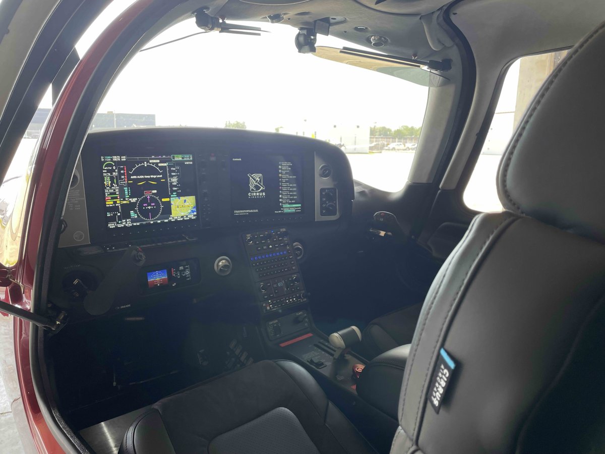 2023 Cirrus SR22T G6 GTS photo 6