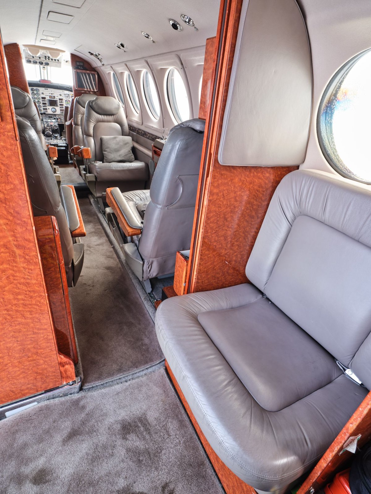 1999 Beechcraft King Air B200 photo 5