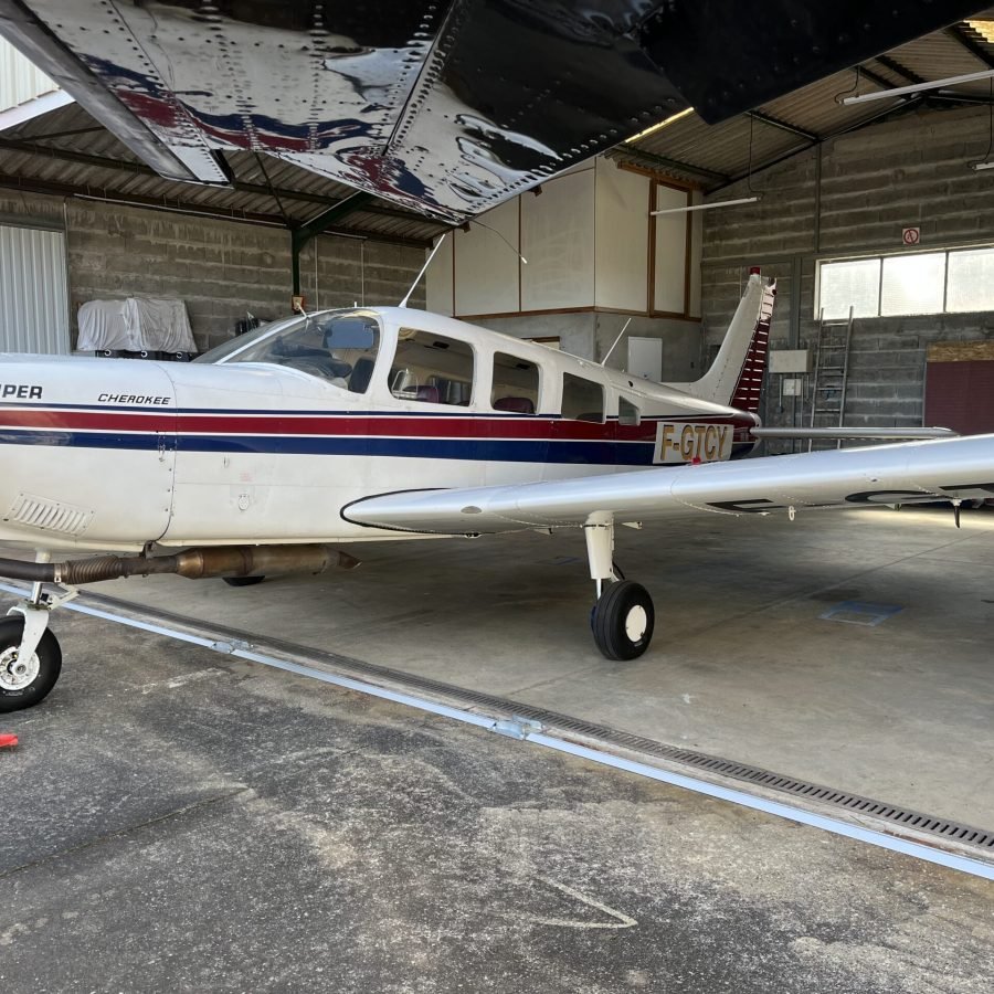 1977 Piper PA-32-260 photo 4