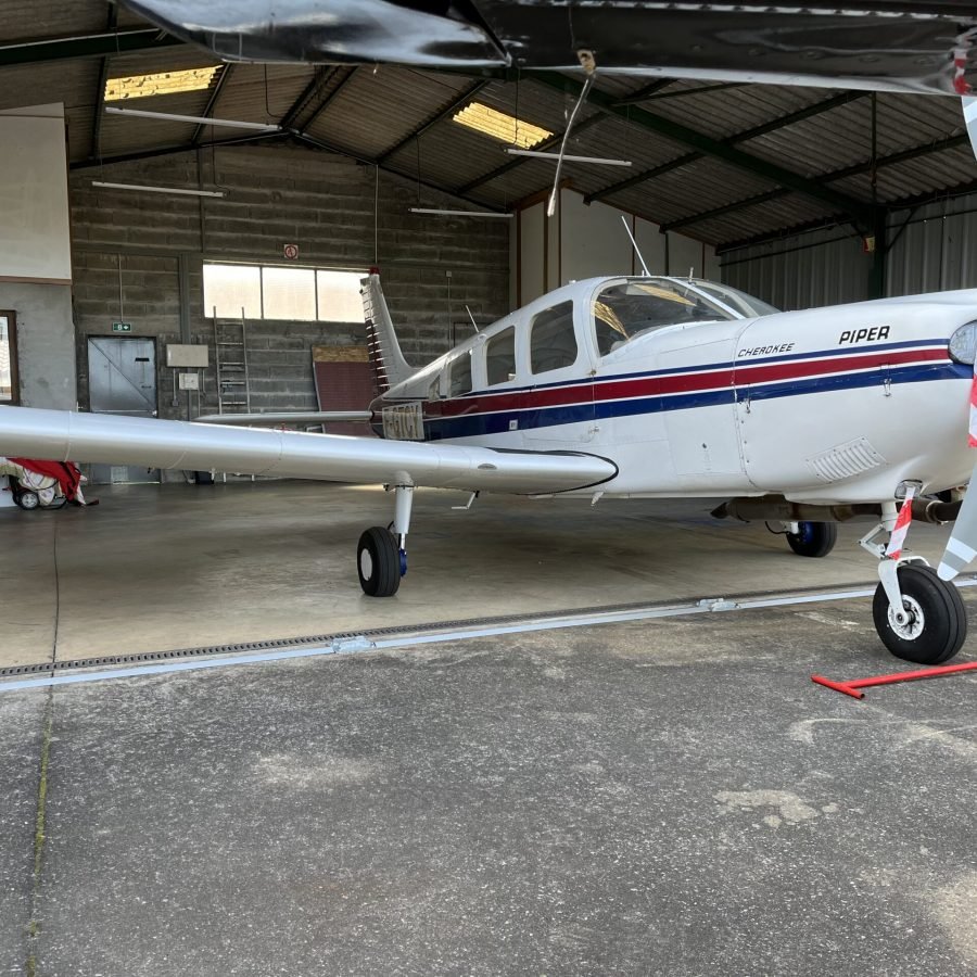 1977 Piper PA-32-260 photo 7