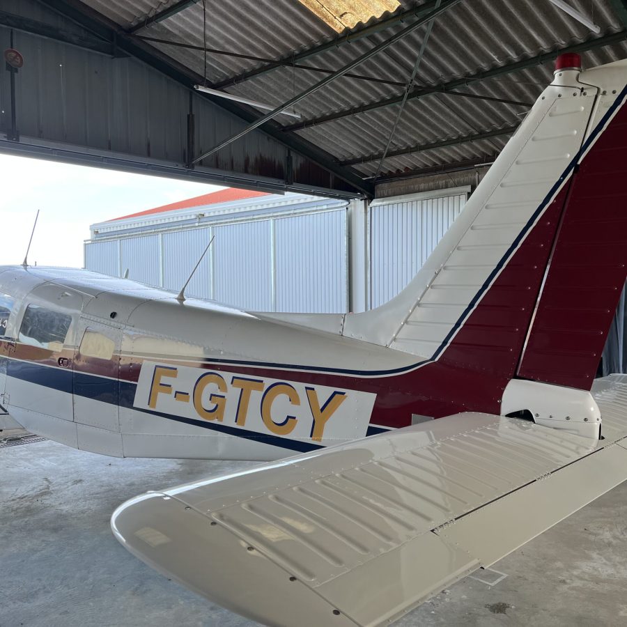 1977 Piper PA-32-260 photo 8