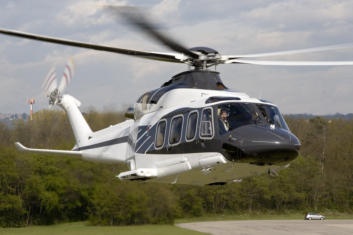 Leonardo / AgustaWestland AW139 photo 4